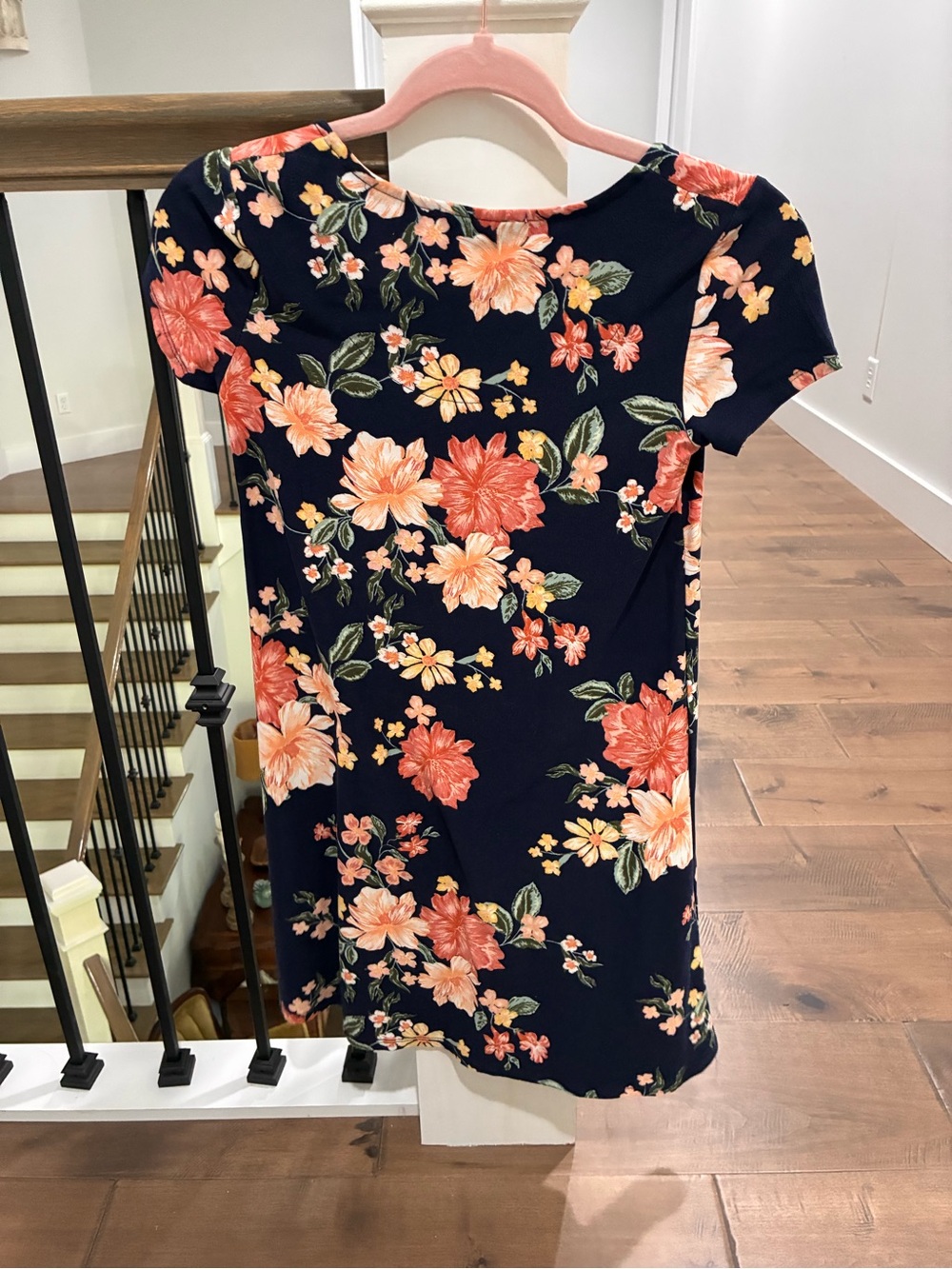 Dress Subcategory - Picture 2 of 2